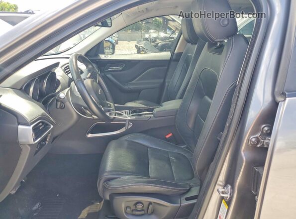 SADCL2BN5HA496416 2017 JAGUAR F-PACE Gray Widok deski rozdzielczej