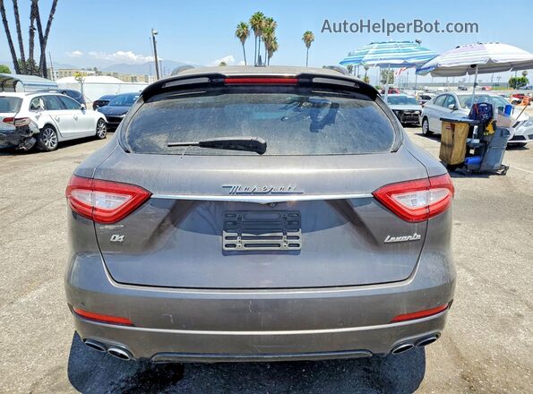 ZN661XUS4JX302510 2018 MASERATI LEVANTE Gray Front interior view
