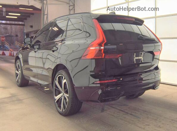 YV4L12RM5R1801281 2024 VOLVO XC60 Black Задня права чверть