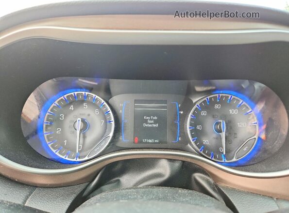 2C4RC1BG3JR126407 2018 CHRYSLER PACIFICA Purple Вид задніх сидінь