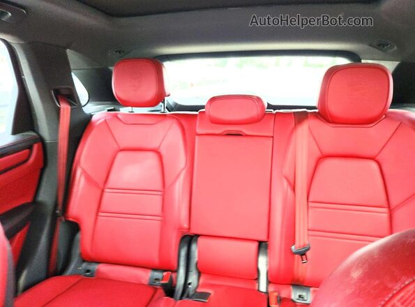 WP1AB2AY7NDA31761 2022 PORSCHE CAYENNE Black Vista interior trasera