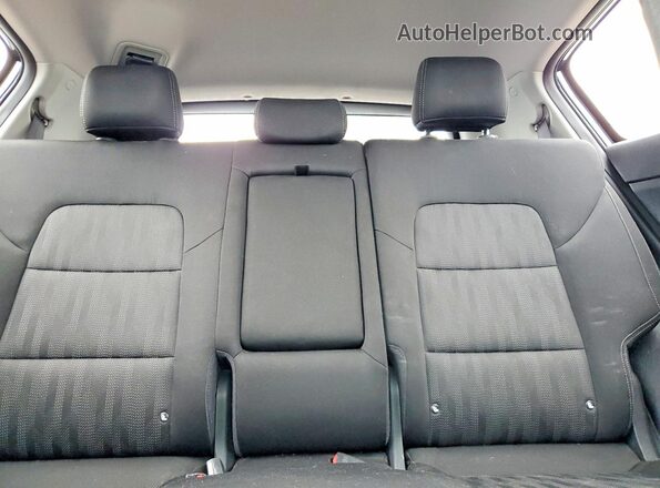 KNDPMCAC5H7117637 2017 KIA SPORTAGE Blue Вид задньої частини салону