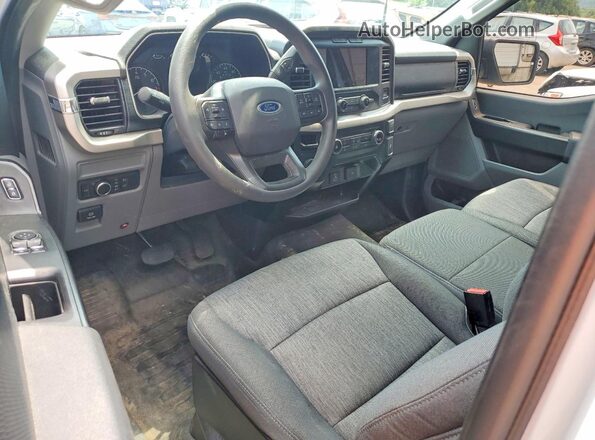 1FTMF1CB6MKE25784 2021 FORD F150 White ხელსაწყოთა პანელის ხედი