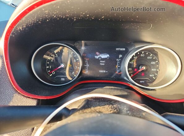 3C4NJDDB5JT451662 2018 JEEP COMPASS Gray Widok tylnych siedzeń