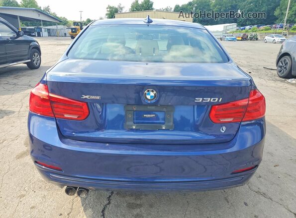 WBA8D9C58JEM32467 2018 BMW 3 SERIES Синий Вид салона спереди