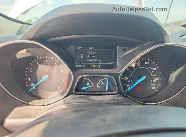 1FMCU9G90JUB48889 2018 FORD ESCAPE Серебряный Вид задних сидений