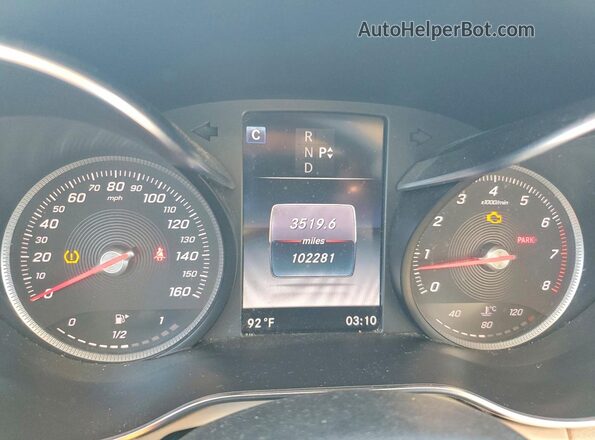 55SWF4KB6HU221144 2017 MERCEDES-BENZ C Red Հետևի նստատեղերի տեսք