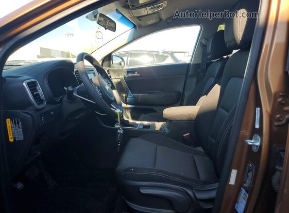 KNDPMCAC6H7164465 2017 KIA SPORTAGE Gold Vista del salpicadero