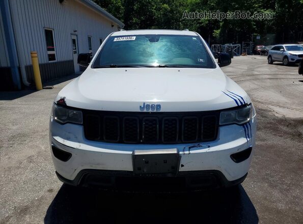 1C4RJFBG3JC236532 2018 JEEP GRAND White Widok z tyłu