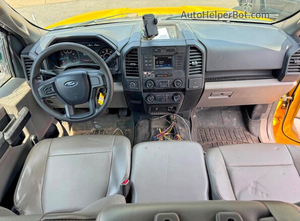 1FTEX1E89HKD49762 2017 FORD F150 Yellow Вид щитка приладів