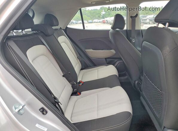 KMHRC8A33SU391674 2025 HYUNDAI VENUE Серебряный Вид подкапотного пространства