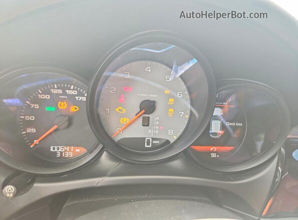 WP1AB2A51HLB14120 2017 PORSCHE MACAN Gray 360 interior view