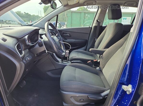 3GNCJKSB6HL190784 2017 CHEVROLET TRAX Blue წინა სალონის ხედი