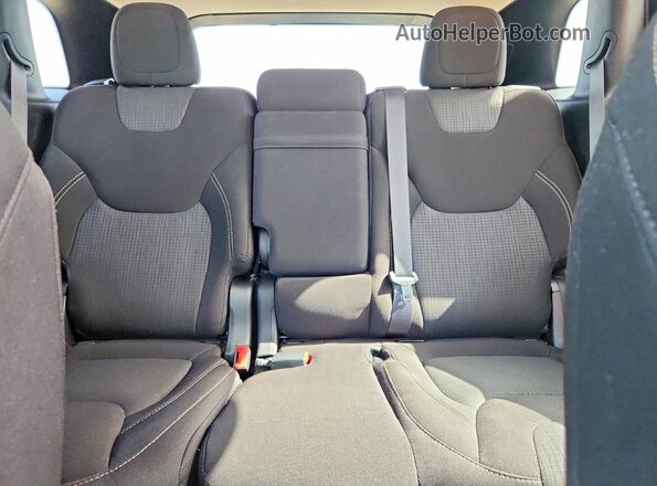 1C4PJLCB1HW613523 2017 JEEP CHEROKEE Black Rear interior view