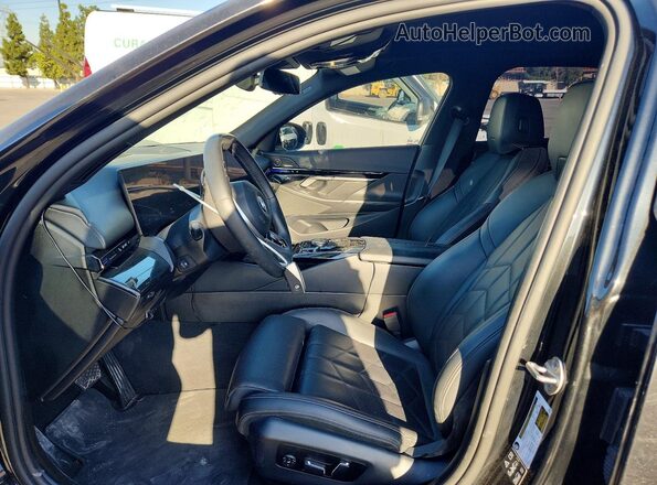 WBA53FJ08RCS35186 2024 BMW 5 SERIES Black Вид панелі приладів