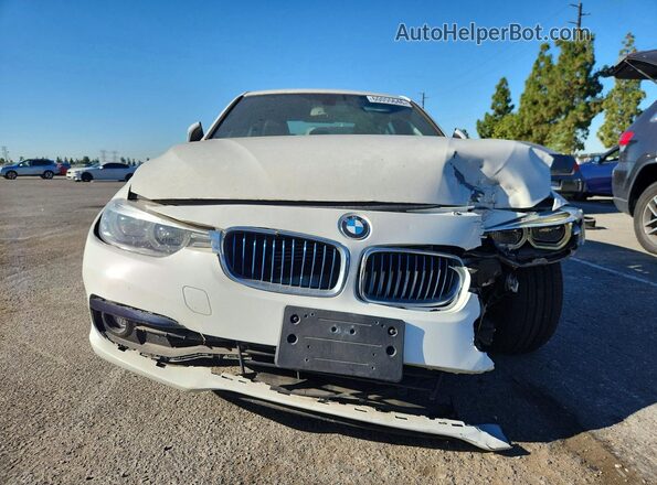 WBA8E1C54JA178276 2018 BMW 3 SERIES White უკანა ხედი