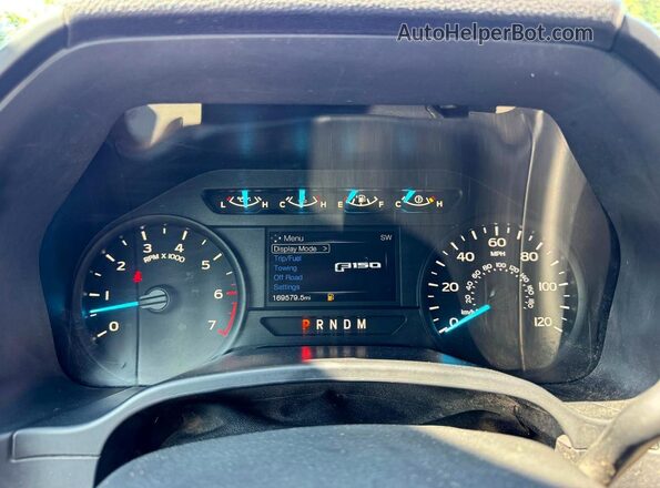 1FTEX1C55LKE26080 2020 FORD F150 Red უკანა სალონის ხედი