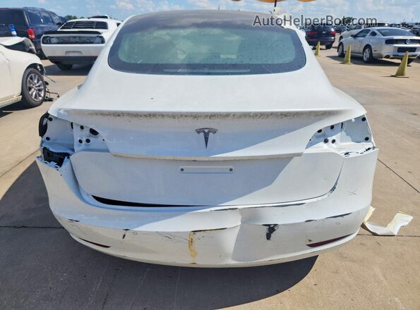 5YJ3E1EA1MF996096 2021 TESLA MODEL White Widok wnętrza z przodu