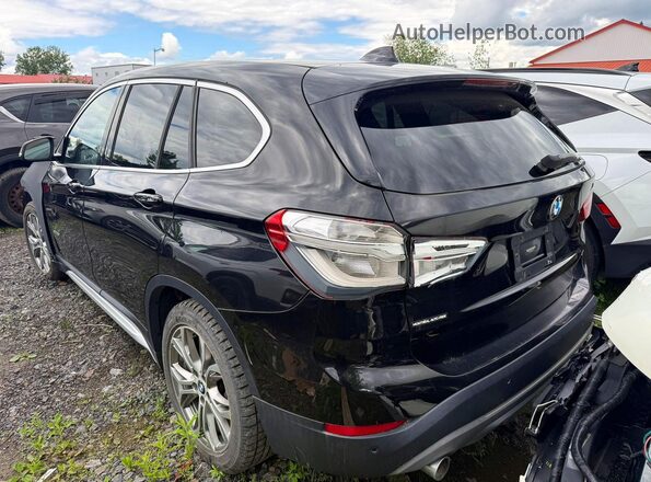 WBXHT3C34J5K22744 2018 BMW X1 Black Front right