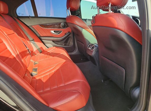 WDDWF4JB0JR407092 2018 MERCEDES-BENZ C Black Widok wnętrza z tyłu