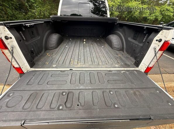 1FT7W2BT2KEE40825 2019 FORD F250 White VIN կոդի պիտակի տեսք