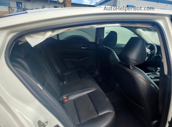 1N4BL4CVXNN327102 2022 NISSAN ALTIMA White Սալոնի հետևի տեսք