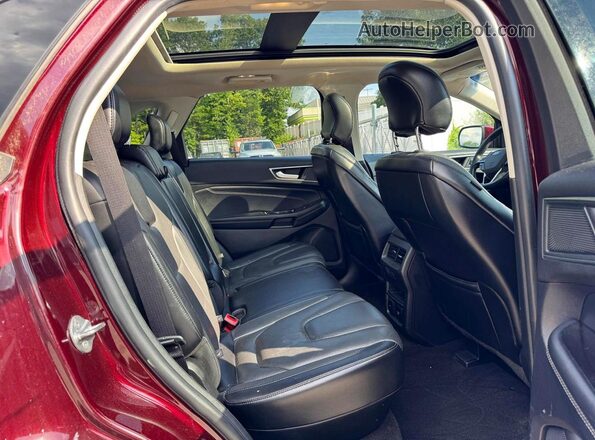 2FMPK4K9XKBB30814 2019 FORD EDGE Red Вид панелі приладів