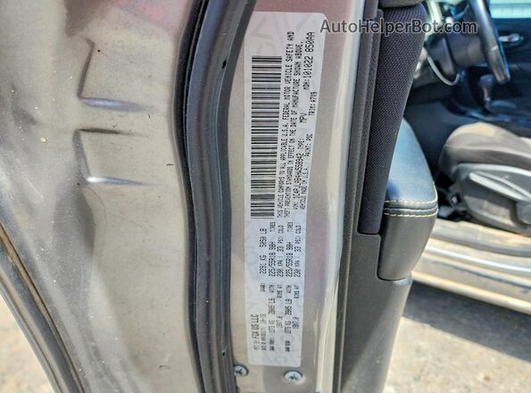 1C4PJLAB4HW558942 2017 JEEP CHEROKEE Silver 360 interior view
