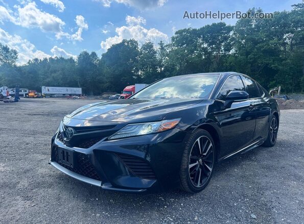 4T1B61HK9JU052302 2018 TOYOTA CAMRY Черный Задняя правая четверть