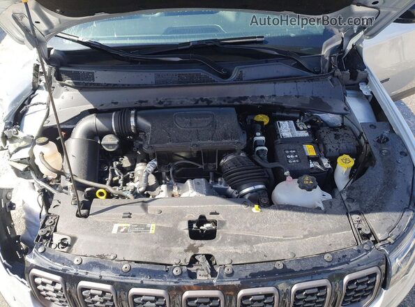 3C4NJDCN4TT188174 2026 JEEP COMPASS Silver Engine compartment view