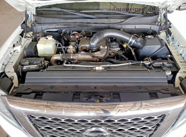 1N6BA1F23HN510374 2017 NISSAN TITAN White Vista del compartimento del motor