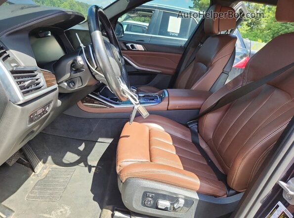 5UXCX4C53KLS39033 2019 BMW X7 Gray Առջևի վահանակի տեսք