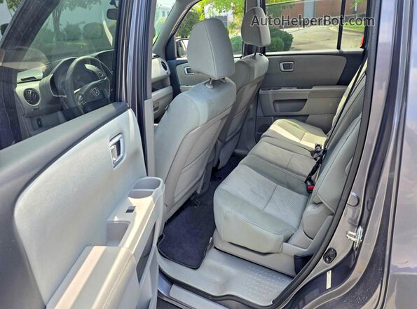 2FMPK4K95MBA27089 2021 FORD EDGE Brown Widok wnętrza z przodu