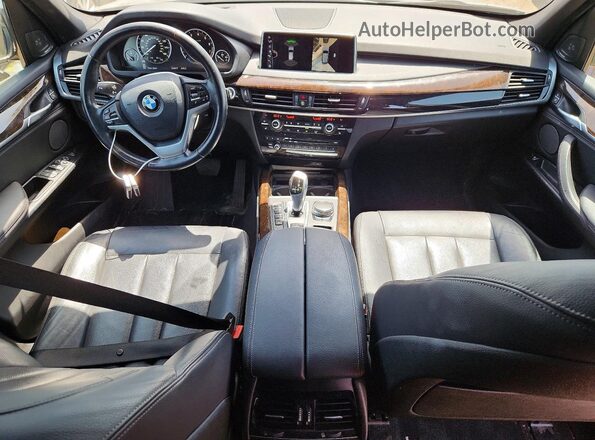 5UXKR0C3XH0V77052 2017 BMW X5 Черный Вид щитка приборов