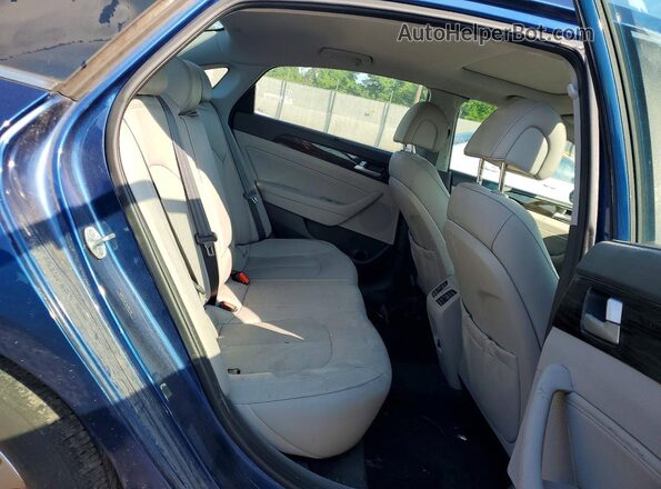 5NPE34AF7HH497781 2017 HYUNDAI SONATA Blue Вид задньої частини салону