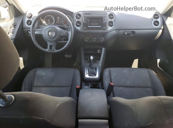 WVGBV7AX1HK052702 2017 VOLKSWAGEN TIGUAN White Вид щитка приладів