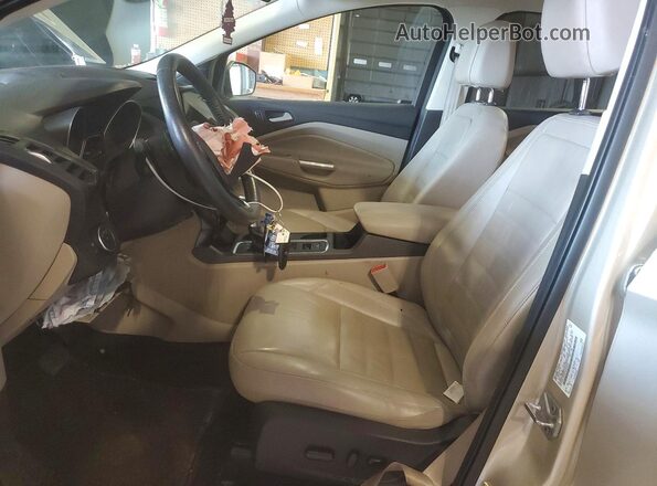 1FMCU9JD7HUF07629 2017 FORD ESCAPE Beige Vista del salpicadero