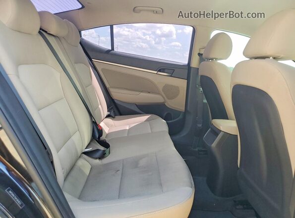 5NPD84LF9JH365833 2018 HYUNDAI ELANTRA Black Вид задньої частини салону