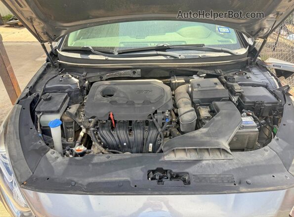 5NPE34AF8KH762375 2019 HYUNDAI SONATA Silver Front interior view