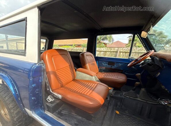 1D37281C0L0 1966 FORD BRONCO Синий Вид сзади
