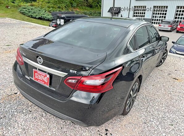 1N4AL3AP2JC152568 2018 NISSAN ALTIMA Black Widok z przodu