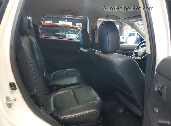 JA4AZ3A32GZ004569 2016 MITSUBISHI OUTLANDER White ძრავის განყოფილების ხედი