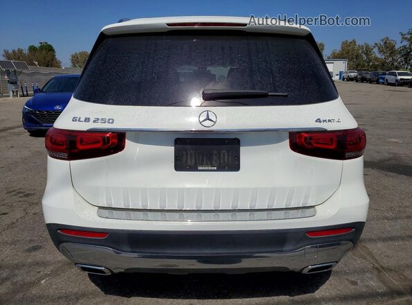 W1N4M4HB1NW256597 2022 MERCEDES-BENZ GLB-CLASS White Вид салону спереду