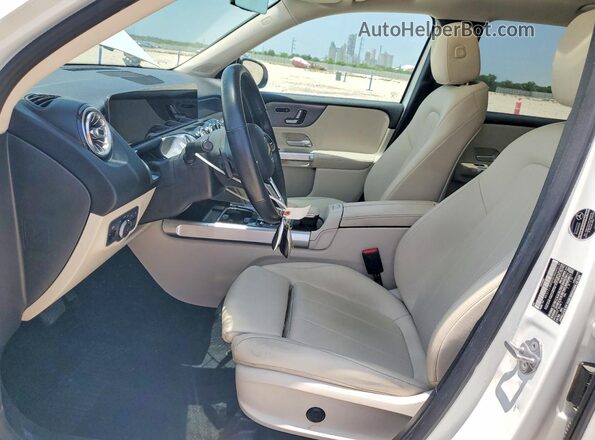 W1N4M4GB4MW121534 2021 MERCEDES-BENZ GLB-CLASS White Dashboard view