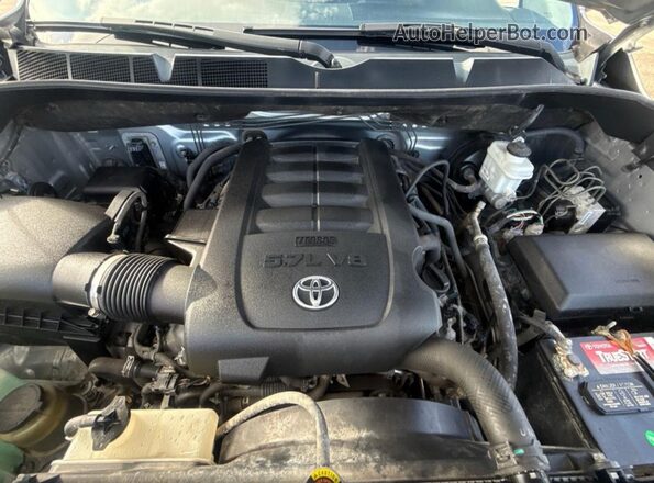 5TFDW5F14HX661157 2017 TOYOTA TUNDRA Silver Вид панелі приладів