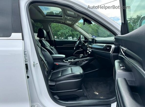 5XYP64GC4SG639970 2025 KIA TELLURIDE White Widok deski rozdzielczej