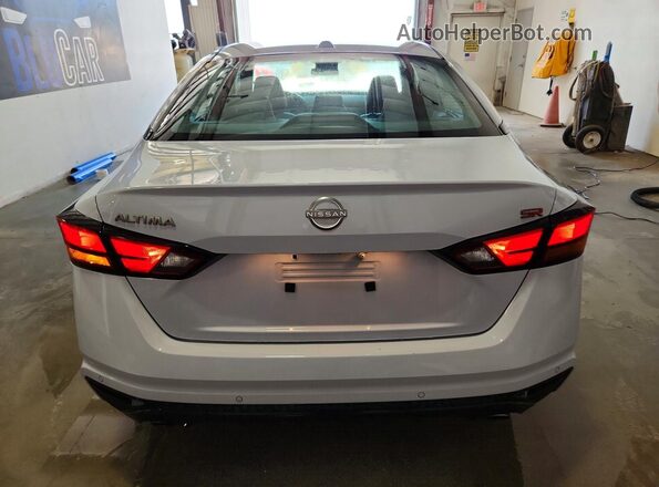 1N4BL4CV9SN359387 2025 NISSAN ALTIMA Gray წინა სალონის ხედი