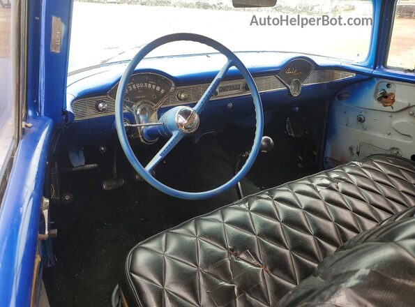 C56K019895 1956 CHEVROLET ALL OTHER Two Tone Vista del cuadro de instrumentos