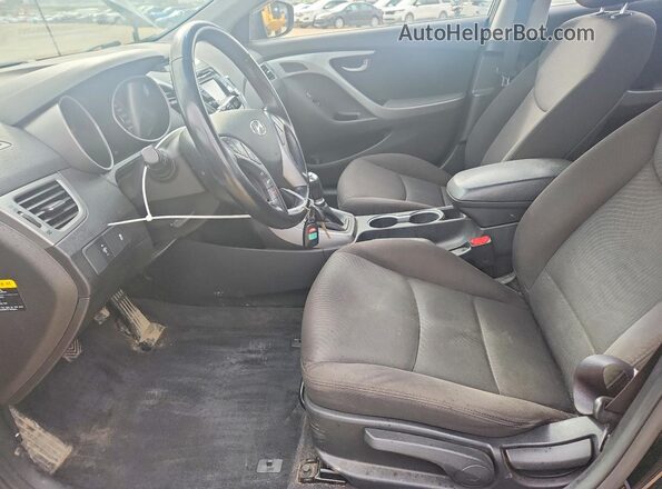 KMHDH4AH6GU592346 2016 HYUNDAI ELANTRA Черный Вид панели приборов