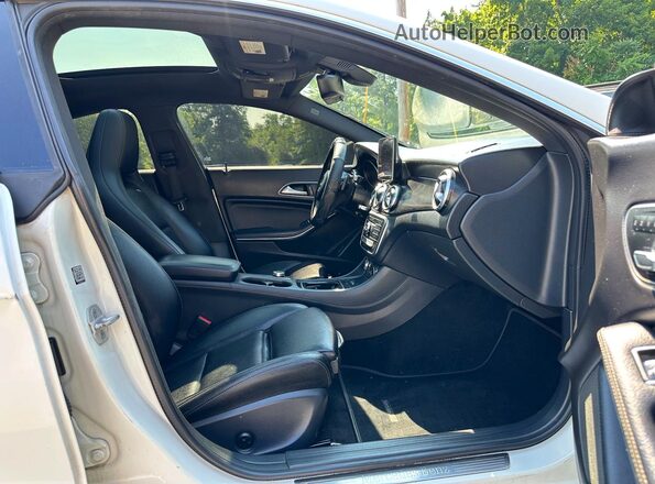 WDDSJ4GB6JN561771 2018 MERCEDES-BENZ CLA-CLASS White წინა სალონის ხედი